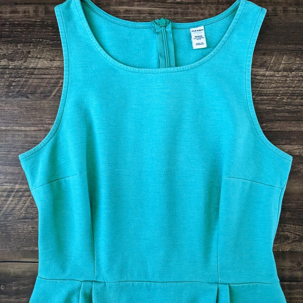 Old Navy Green Dress